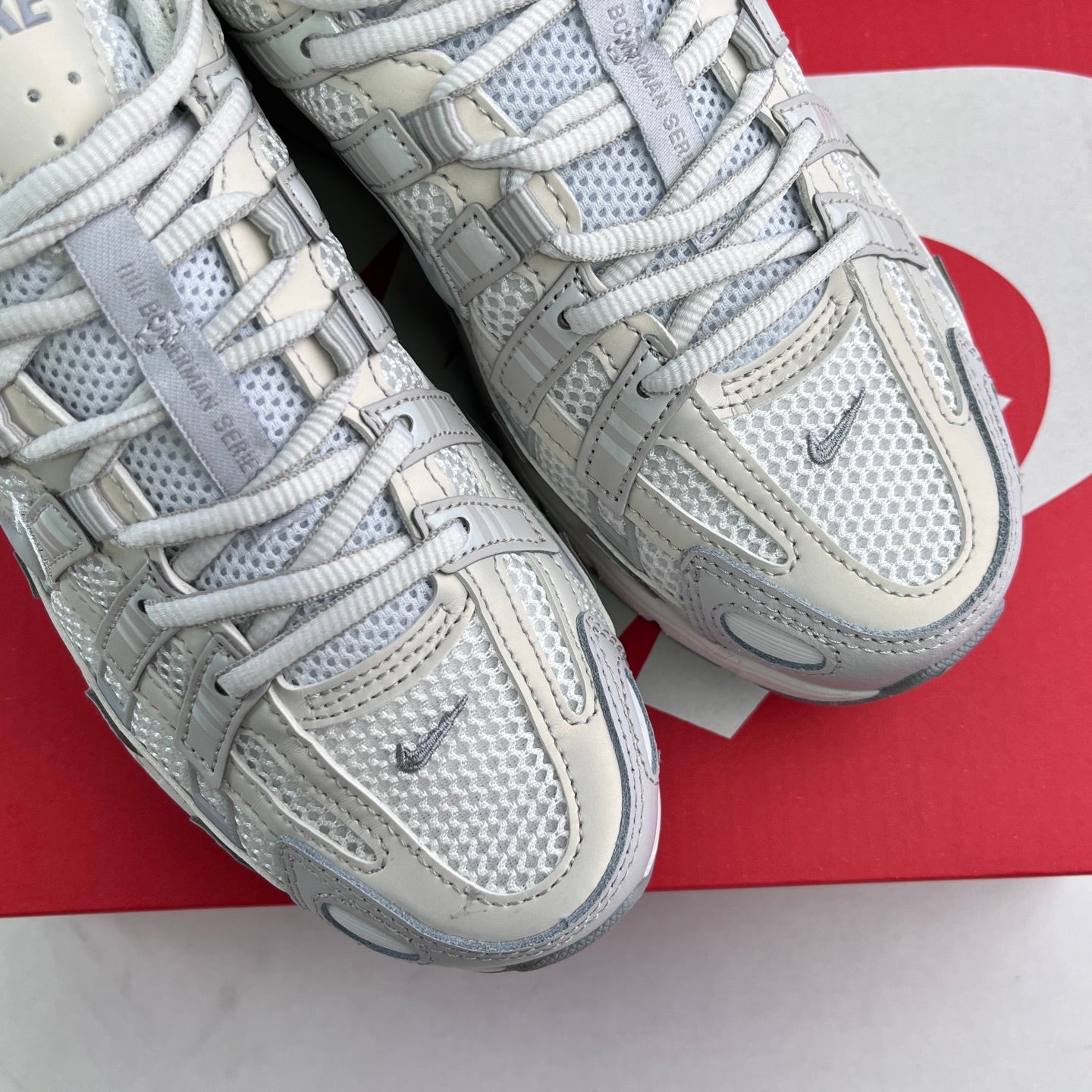 Nike P-6000 Summit White Wolf Grey