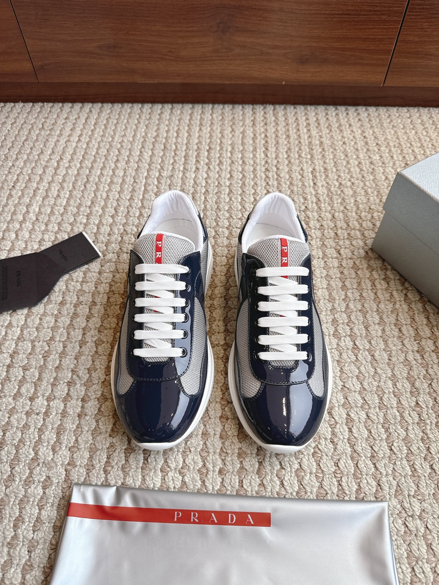 Prada America's Cup - (BLACK/GREY)
