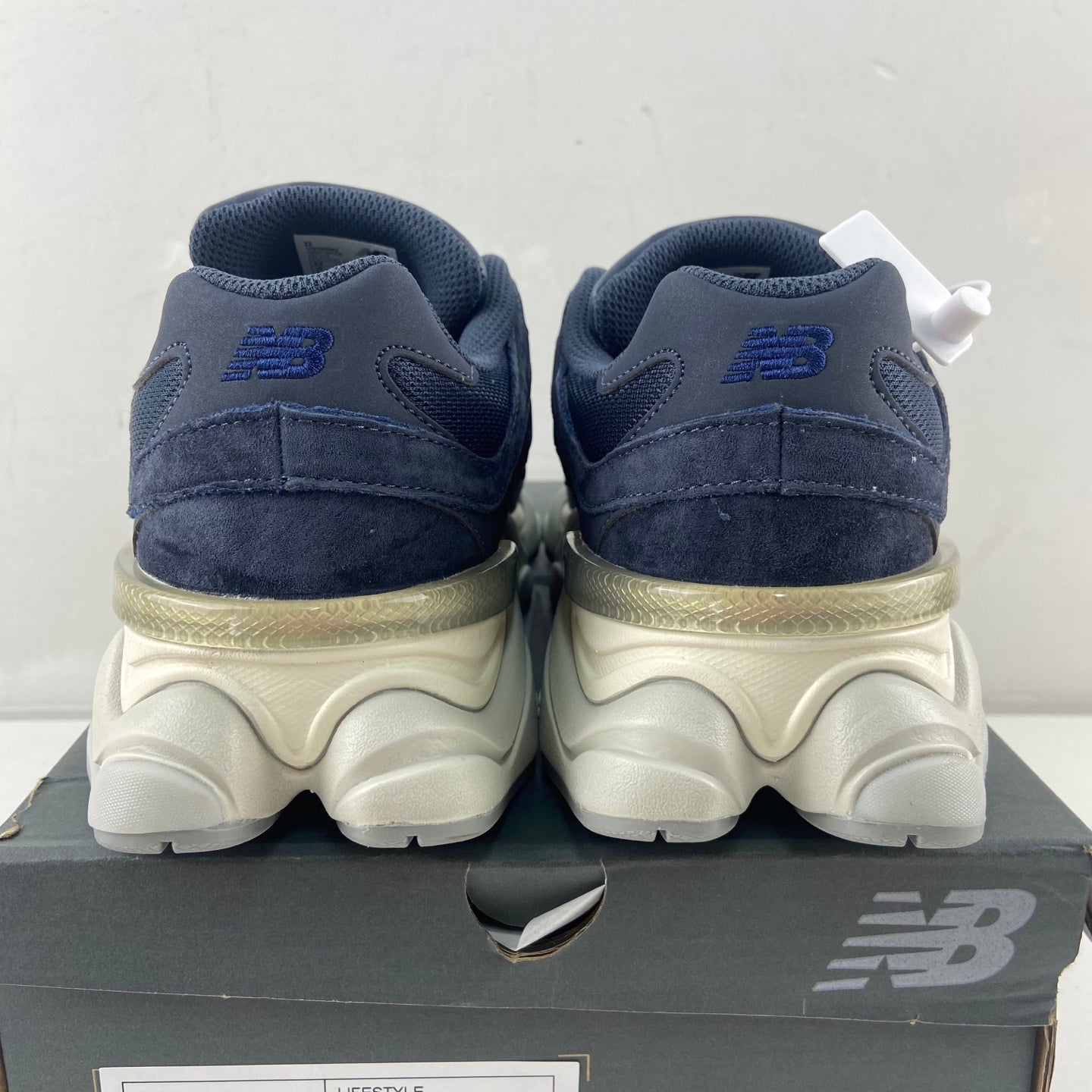 New Balance 9060 - (ECLIPSE NAVY)