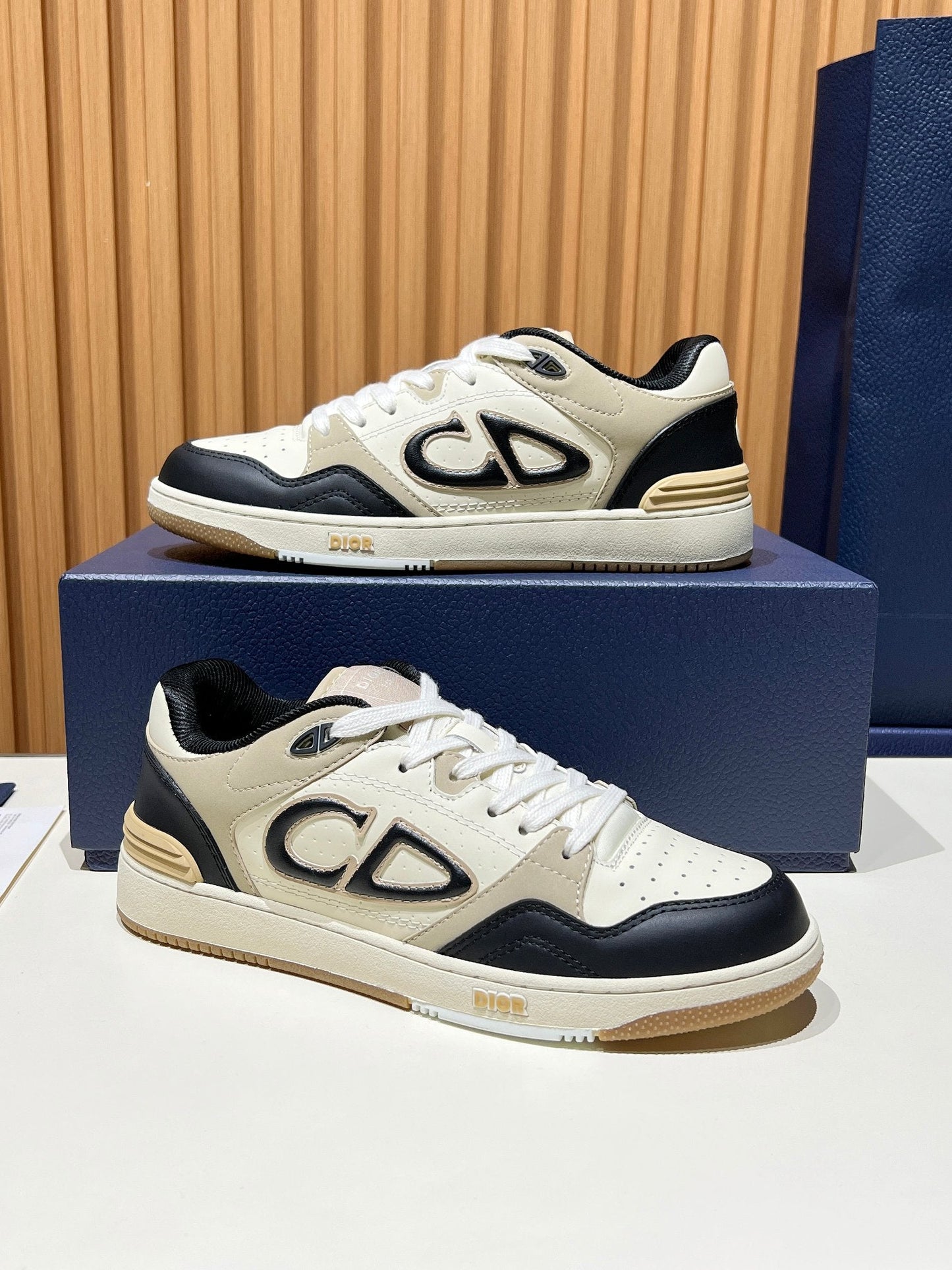 Dior B57 Low Black/Brown/Cream