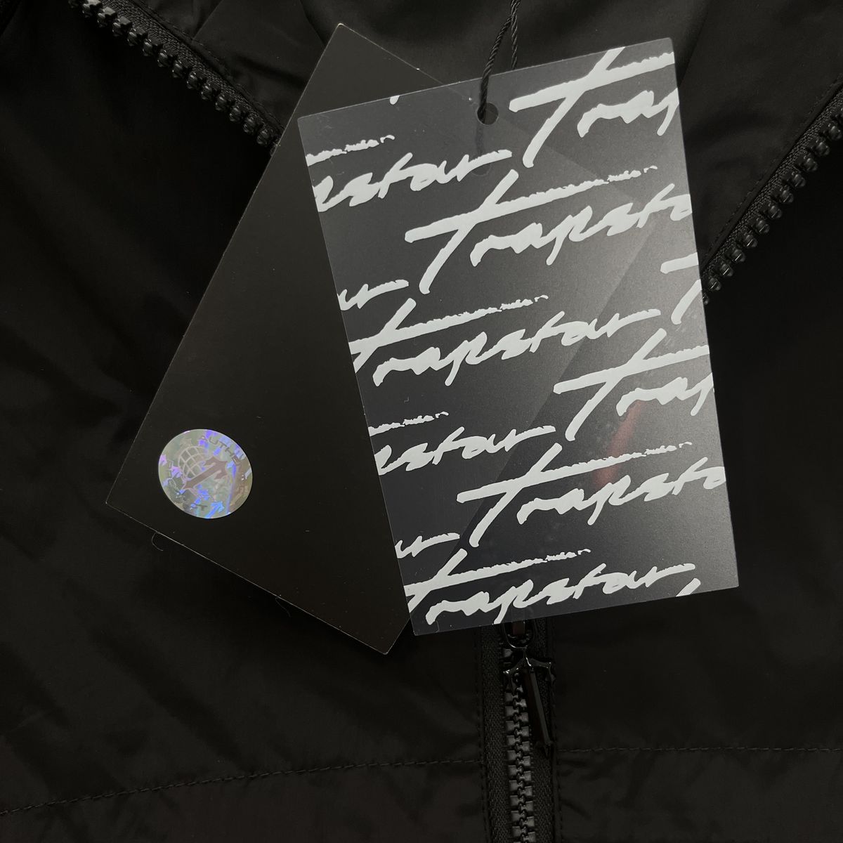 Trapstar Irongate T Windbreaker Jacket - (BLACK/RED)