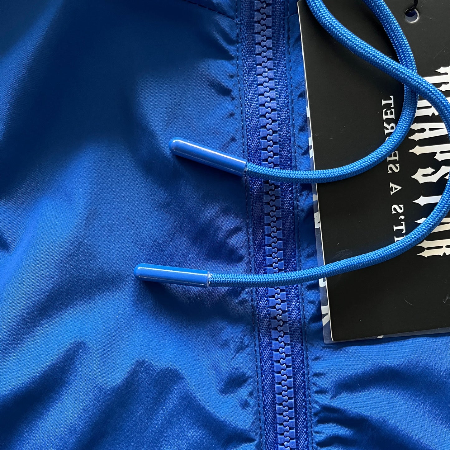 Trapstar Irongate T Windbreaker Jacket - (DAZZLING BLUE)