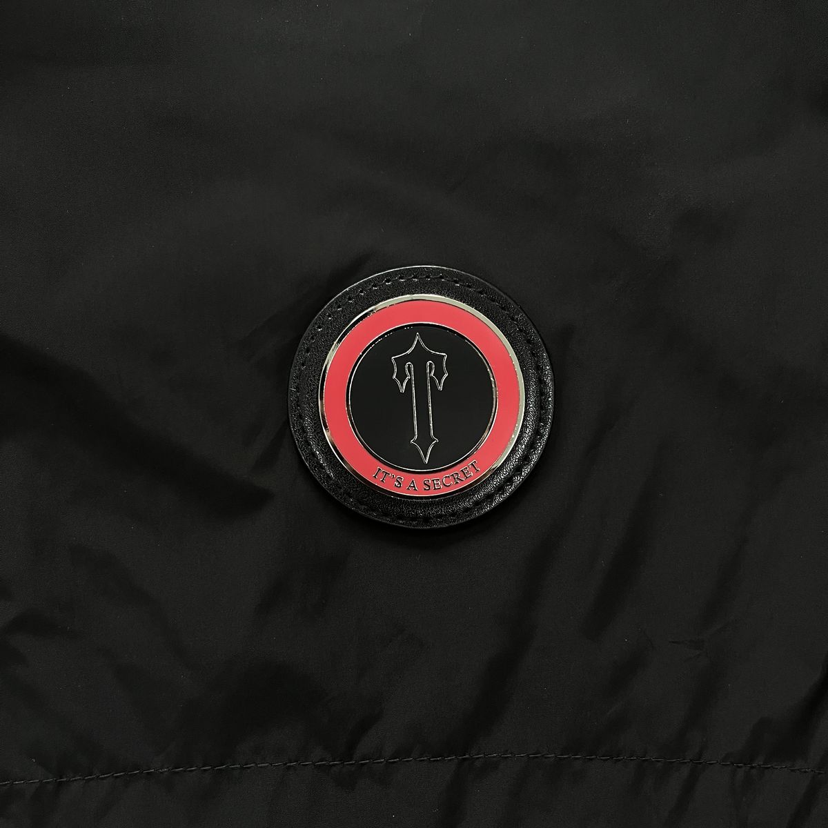 Trapstar Irongate T Windbreaker Jacket - (BLACK/RED)