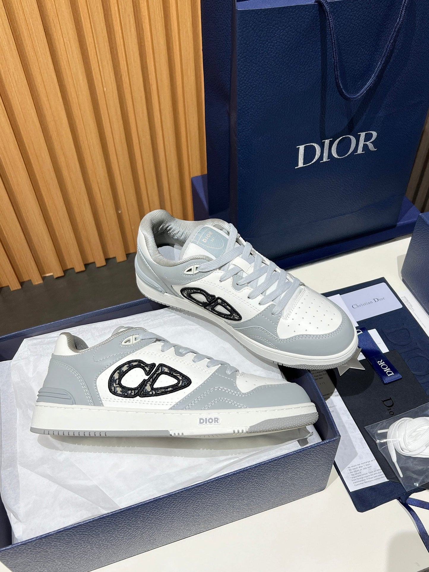 Dior B57 Low Grey/White