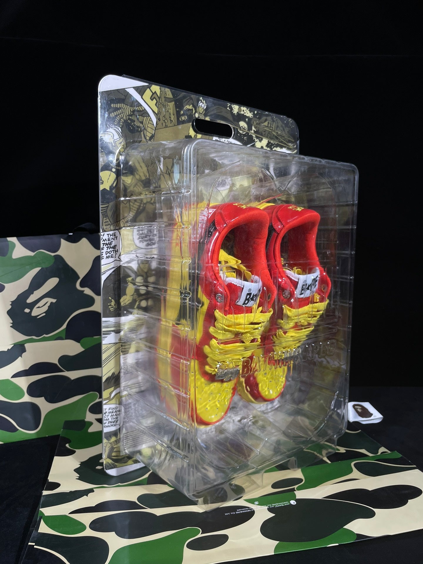 A Bathing Ape Bapesta Marvel Edition - (IRON MAN)