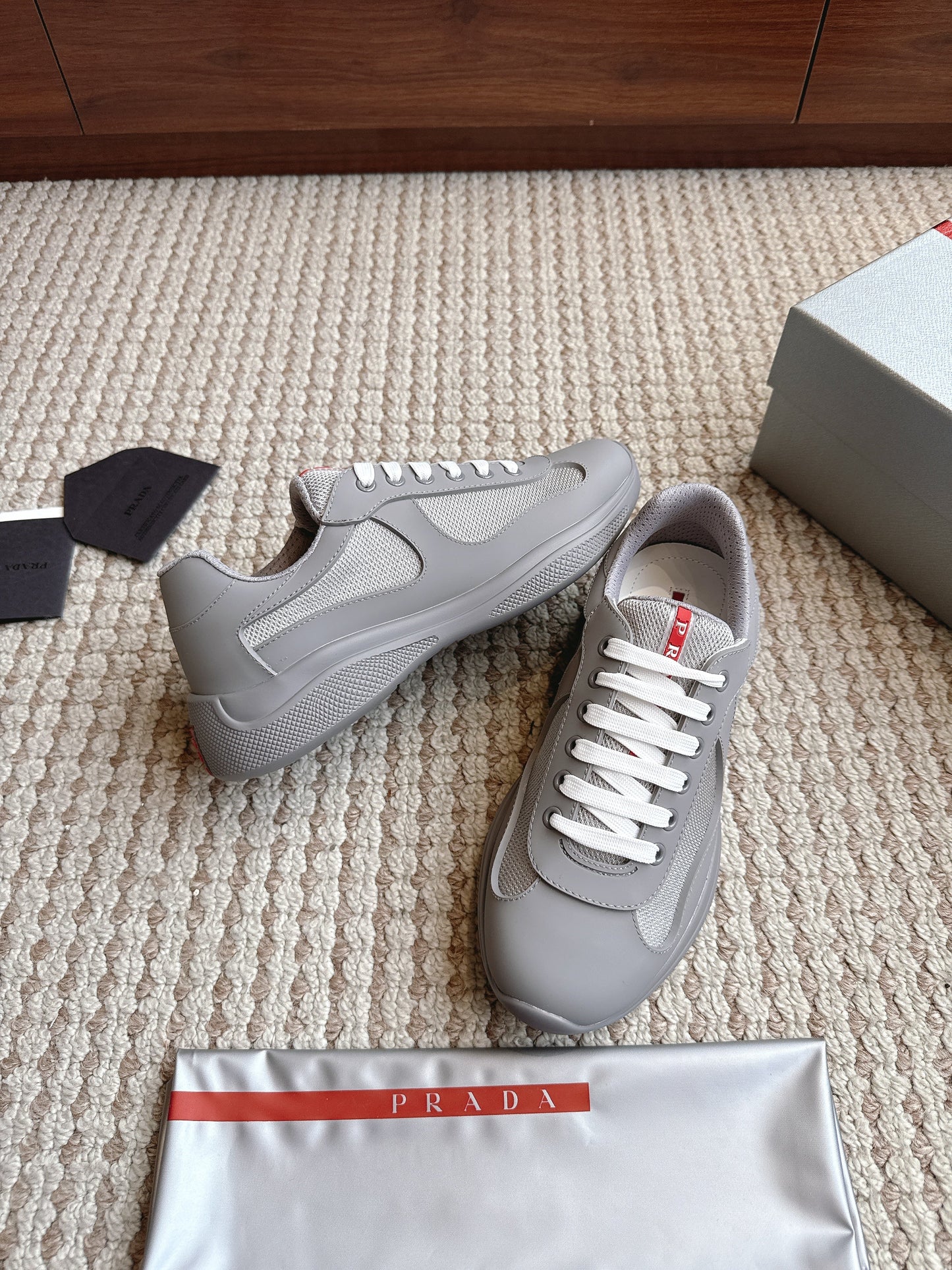 Prada America's Cup - (GREY)