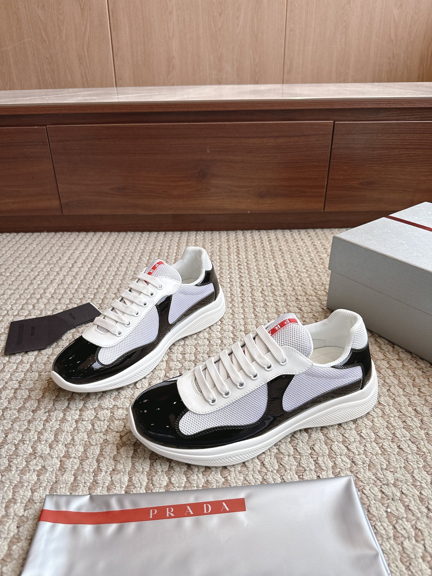 Prada America's Cup - (BLACK/GREY)