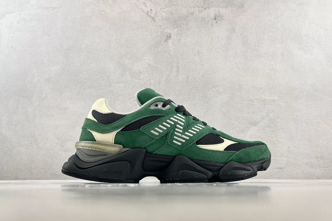 New Balance 9060 - (TEAM FOREST GREEN)