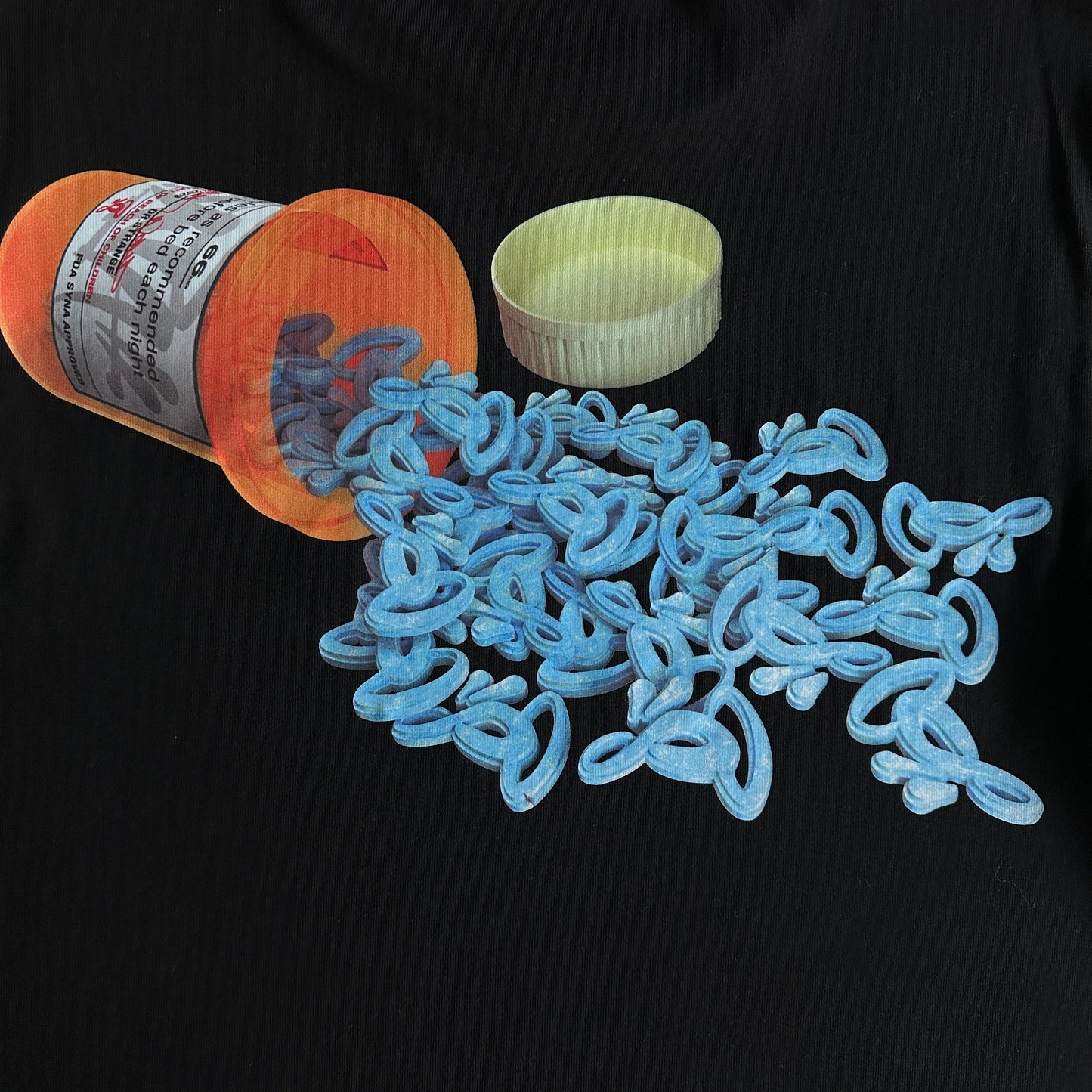 Syna World Pill Tee - (BLACK)