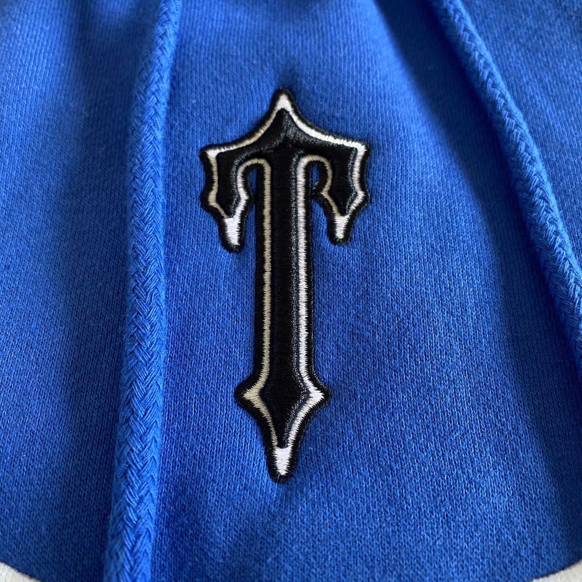 Trapstar V Stripe Tracksuit - (BLACK/BLUE/GREY)