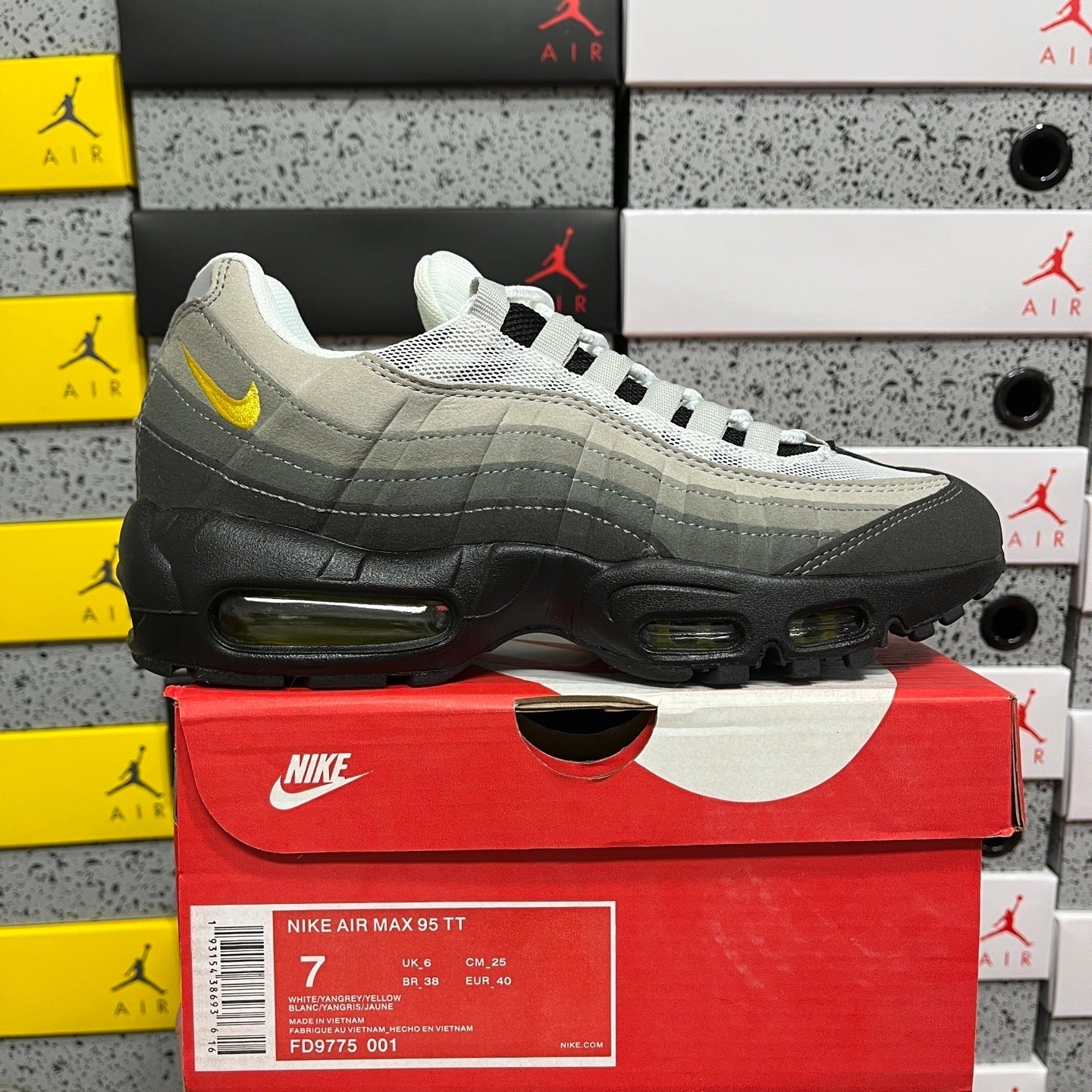 Nike Air Max 95 Black Laser Orange