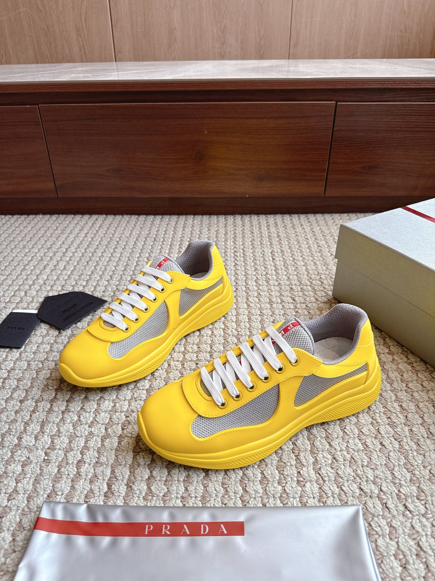 Prada America's Cup - (YELLOW/GREY)