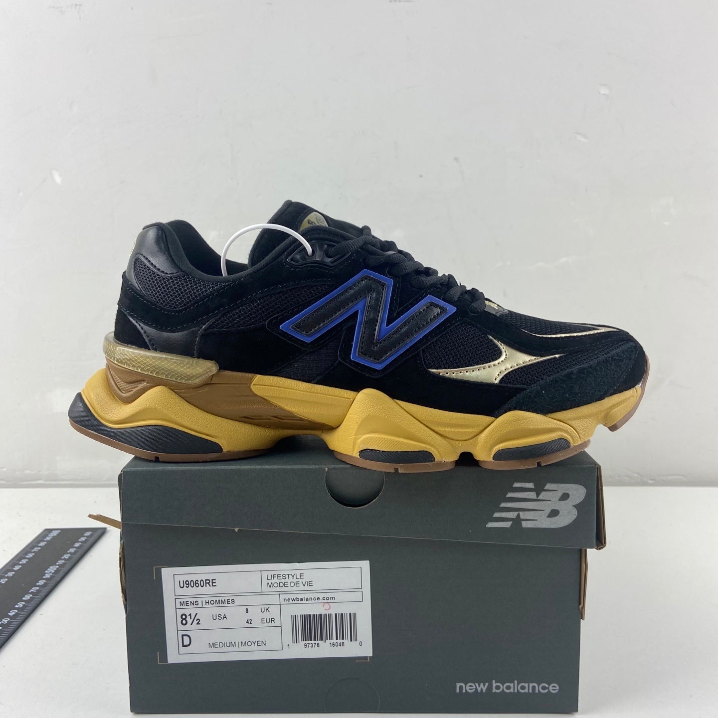 New Balance 9060 - (BLACK ROYAL GUM)