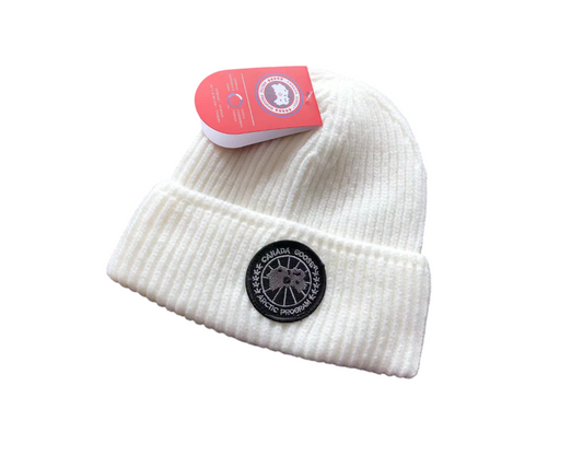 Canada Goose Beanie - (WHITE/BLACK)