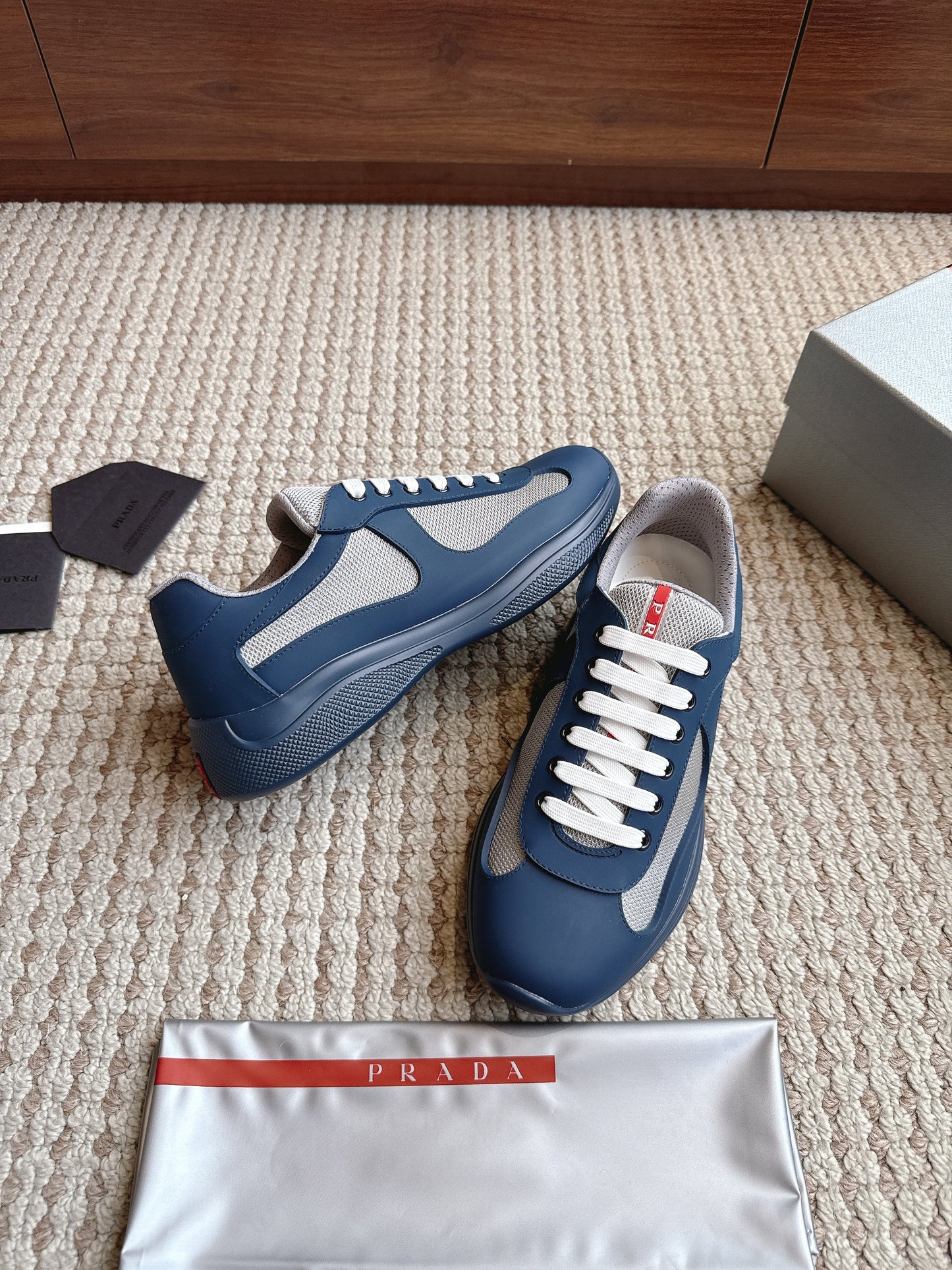 Prada America's Cup - (NAVY/GREY)