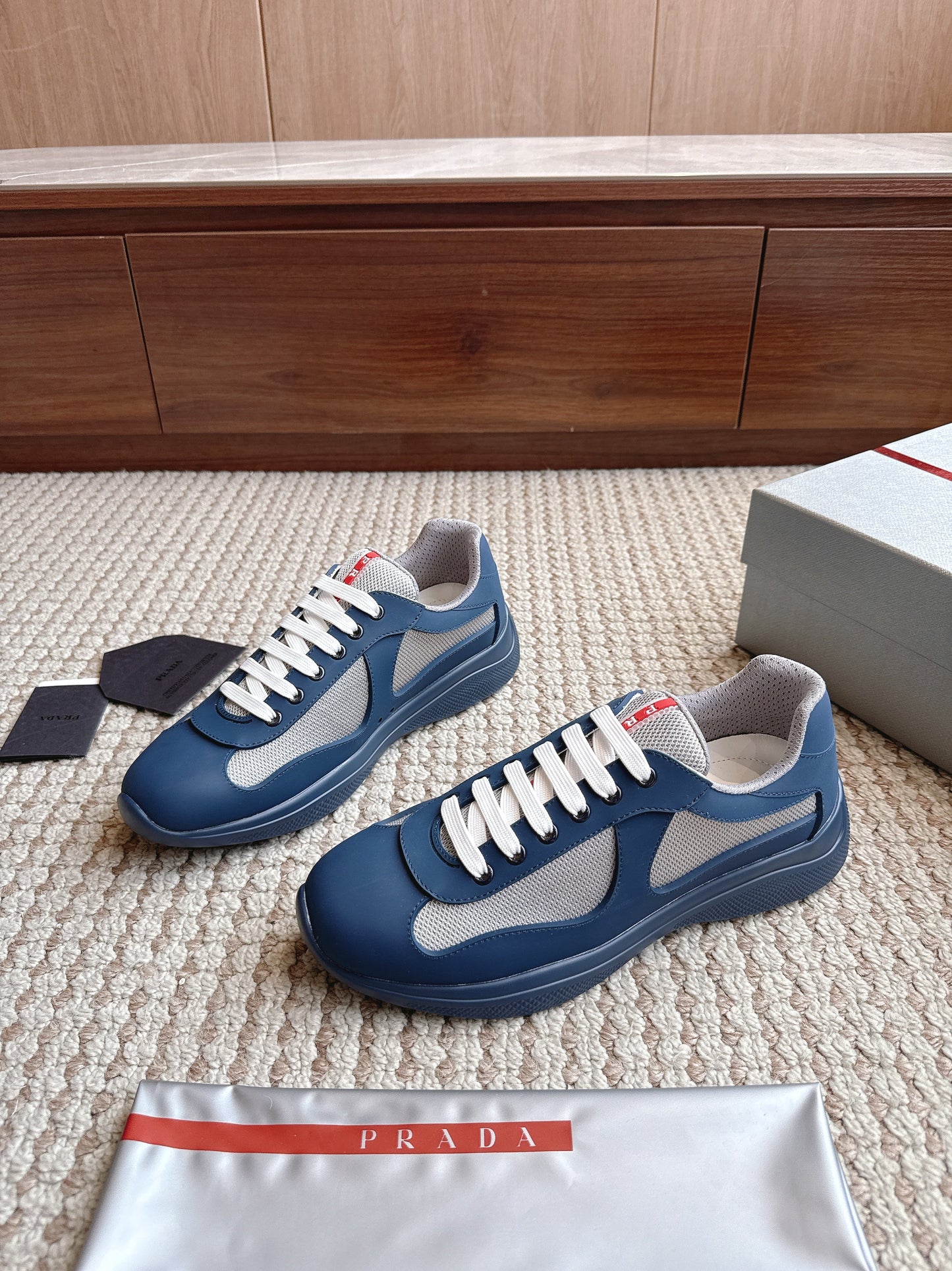 Prada America's Cup - (NAVY/GREY)